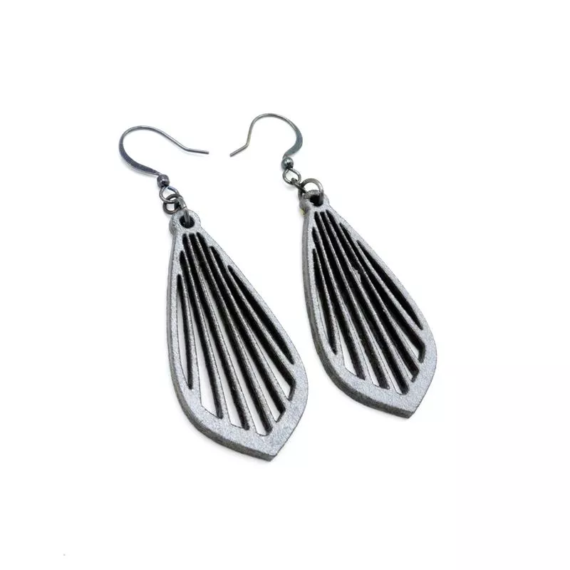 Gem Point 02 [S] // Leather Earrings – Silver