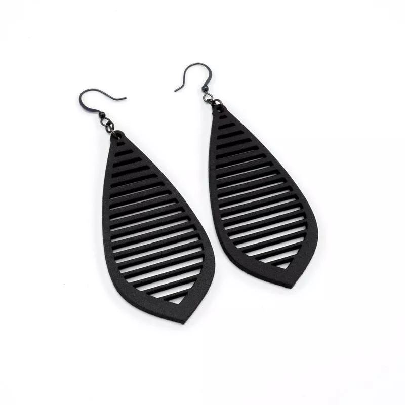Gem Point 11 [L] // Leather Earrings – Black