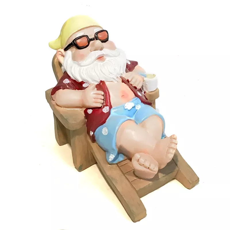 gnome-at-beach Gnome at The Beach