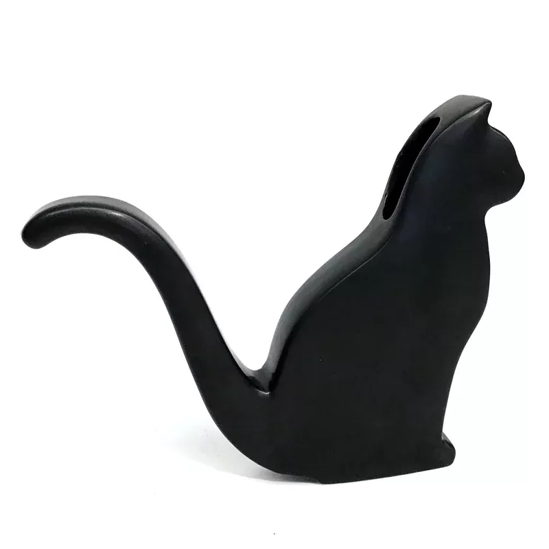 watering-can-black-cat Watering Can Black Cat